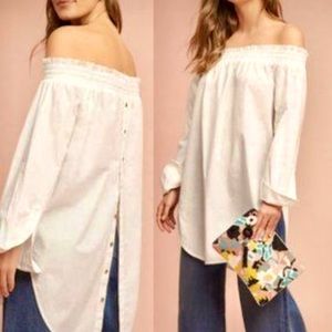 Anthro Maeve Tantira Off Shoulder Tunic. Medium. Crisp white. Super cute!